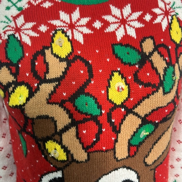 HAPPY HOLIDAYS URBAN HERITAGE CHRISTMAS SWEATER WITH LIGHTS RUDOLPH SIZE XS - Picture 2 of 7